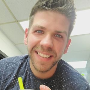 Meet your Posher, Aaron